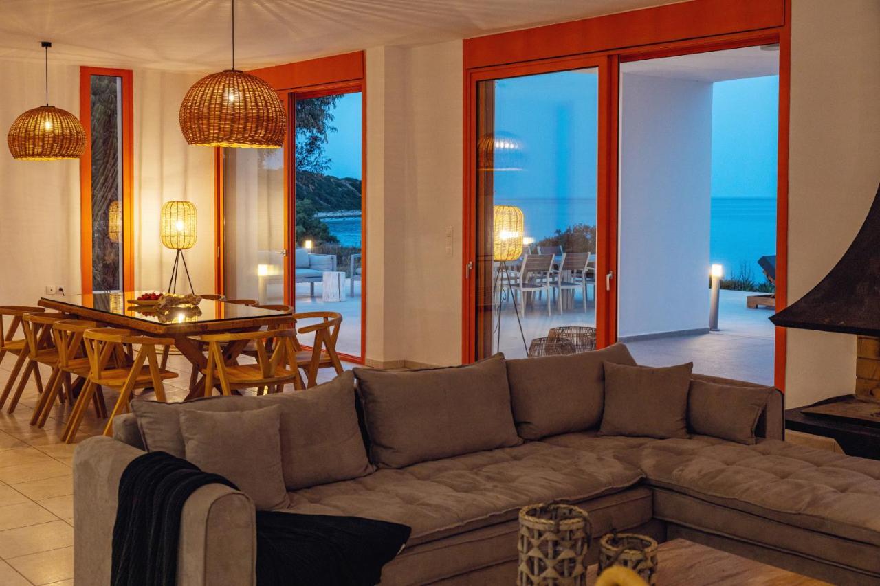 Villa Seven Lakhania Ngoại thất bức ảnh