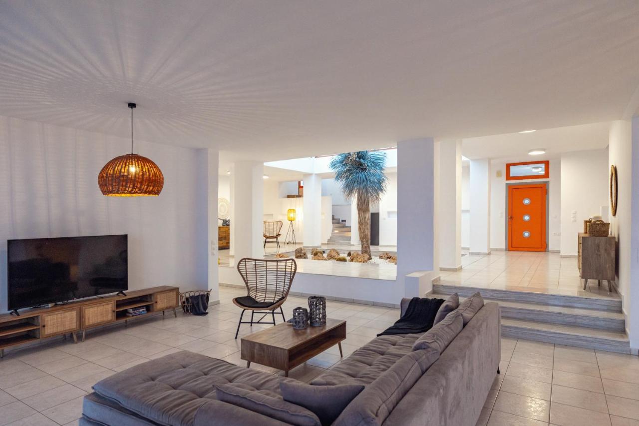 Villa Seven Lakhania Ngoại thất bức ảnh