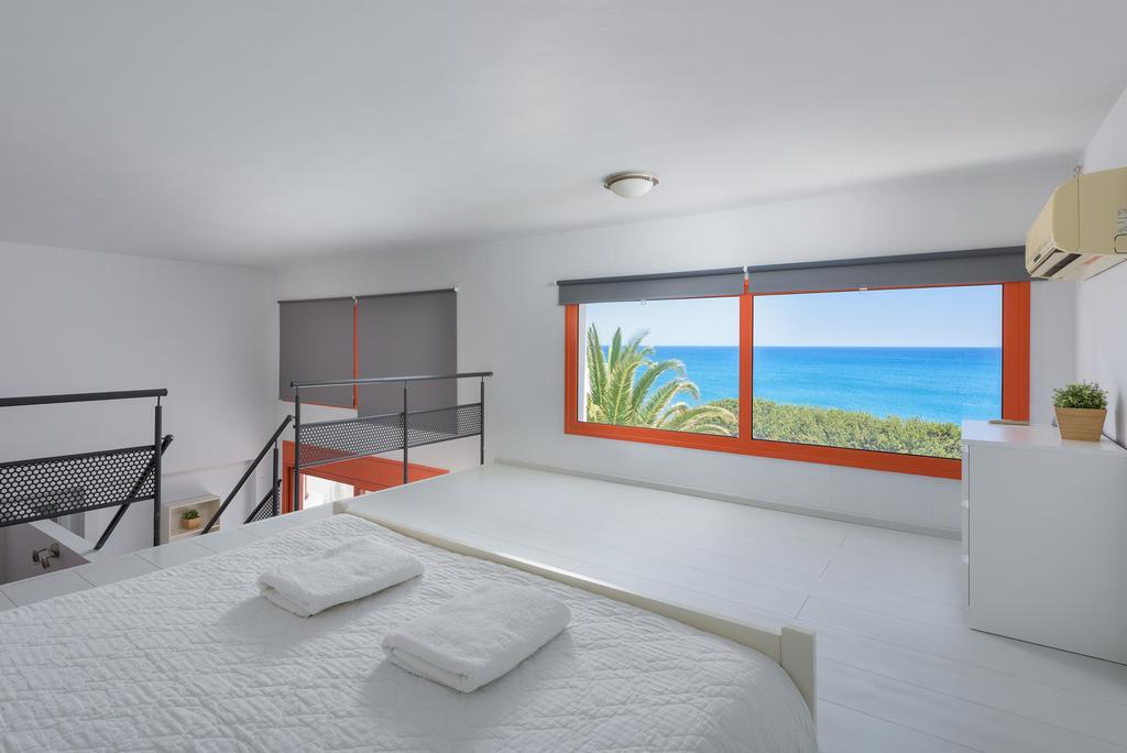 Villa Seven Lakhania Ngoại thất bức ảnh